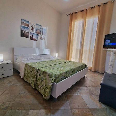 Al Vecchio Carrubo - Lovely 2-Rooms House & Patio Marsala Ngoại thất bức ảnh